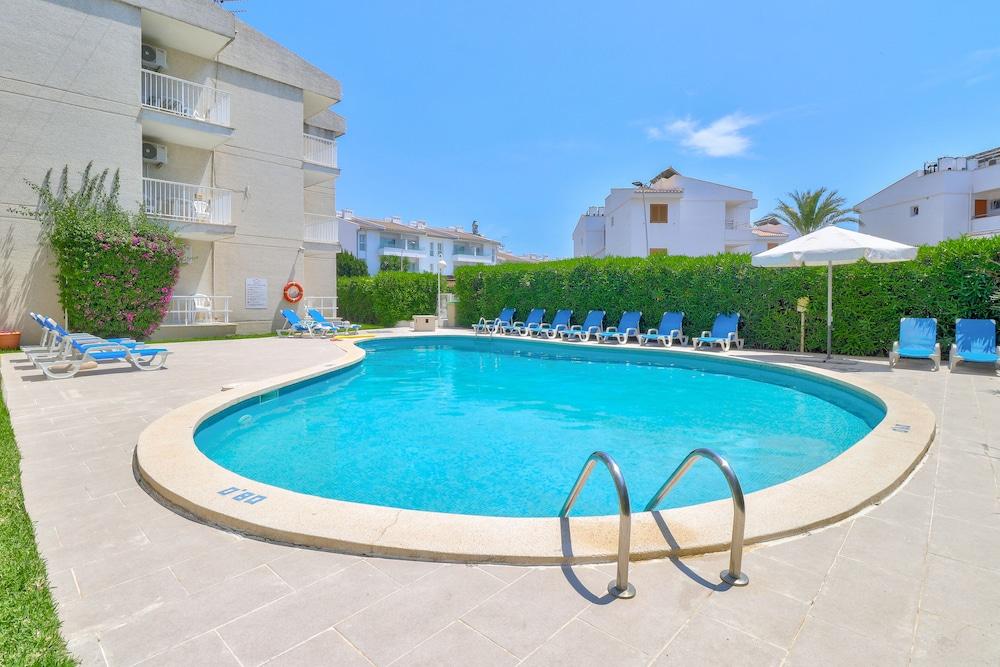 Llevant Apartments Port de Pollença Ngoại thất bức ảnh
