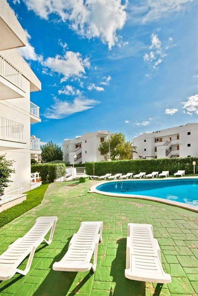 Llevant Apartments Port de Pollença Ngoại thất bức ảnh