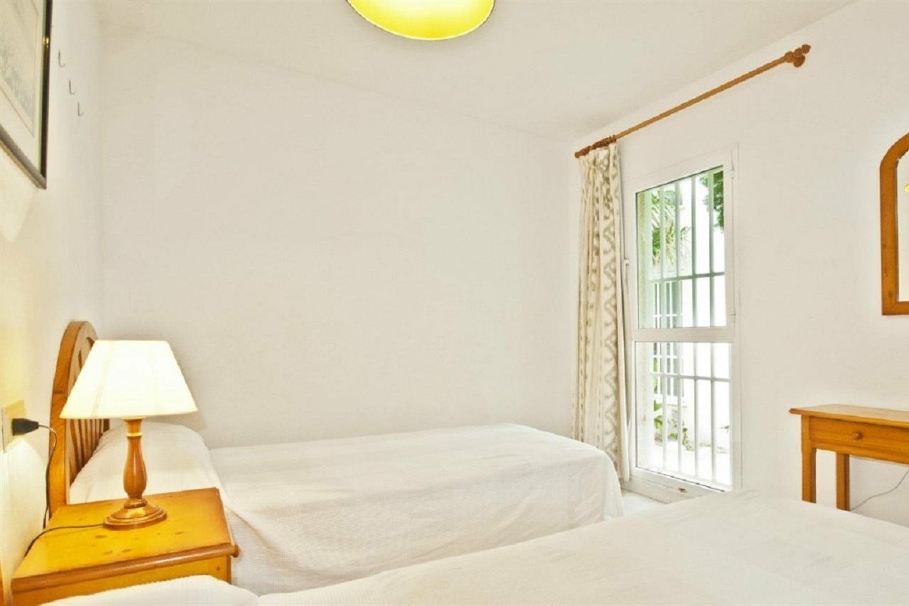 Llevant Apartments Port de Pollença Ngoại thất bức ảnh